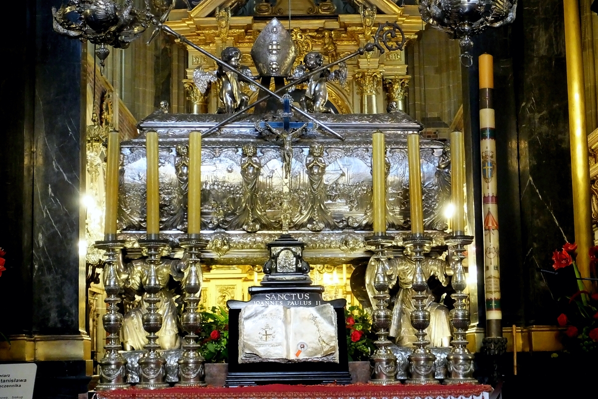 Nowenna ku czci św. Stanisława Biskupa i Męczennika w katedrze na Wawelu – Artykuły – Franciszkańska 3