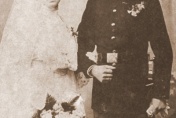 Emilia i Karol Wojtyłowie - fotografia ślubna