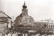 Wadowicki rynek w 1891r. Obchody rocznicy uchwalenia Konstytucji 3 Maja