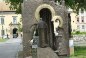 „Via Sancta” w Krakowie przy ul. Franciszkańskiej